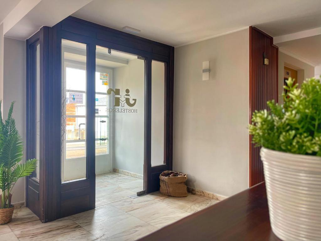 Hotel Amadora - Admite Mascotas Barreiros Exteriér fotografie